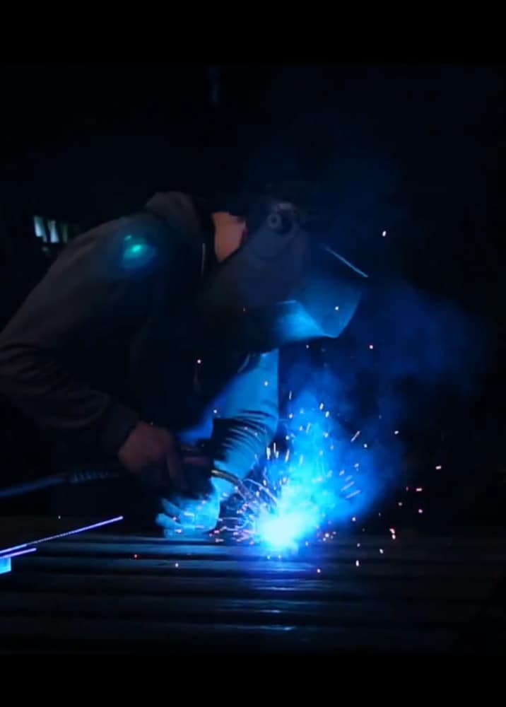 metallbauer-job-stellenangebot-dresden-leipzig-stahlzart-offene-stelle-anzeige-metallbauerin