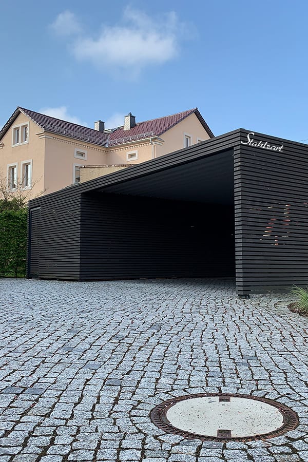 design-carport-3m-hoch-doppelcarport-fuer-wohnmobil-2-autos-holz-metall-stahl-mit-schuppen-abstellraum-anthrazit-flachdach-modern-stahlzart