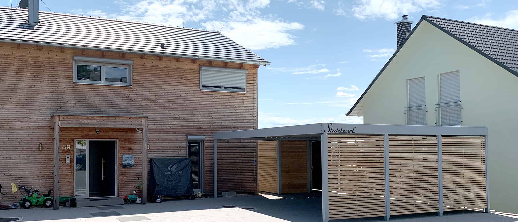 carport-nach-mass-doppelcarport-carports-doppelcarports-mit-schuppen-holz-metall-stahl-planung-lösung-individuell-garage-flachdach-hellgrau-stahlzart