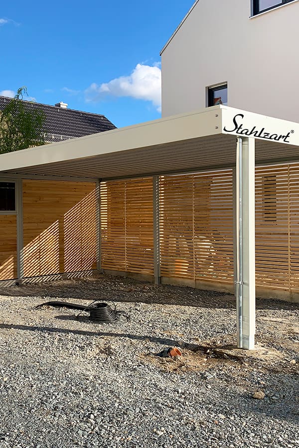 carport-nach-mass-einzelcarprt-carports-einzelcarports-masse-mit-abstellraum-holz-metall-stahl-planung-lösung-individuell-garage-flachdach-weiss-stahzart