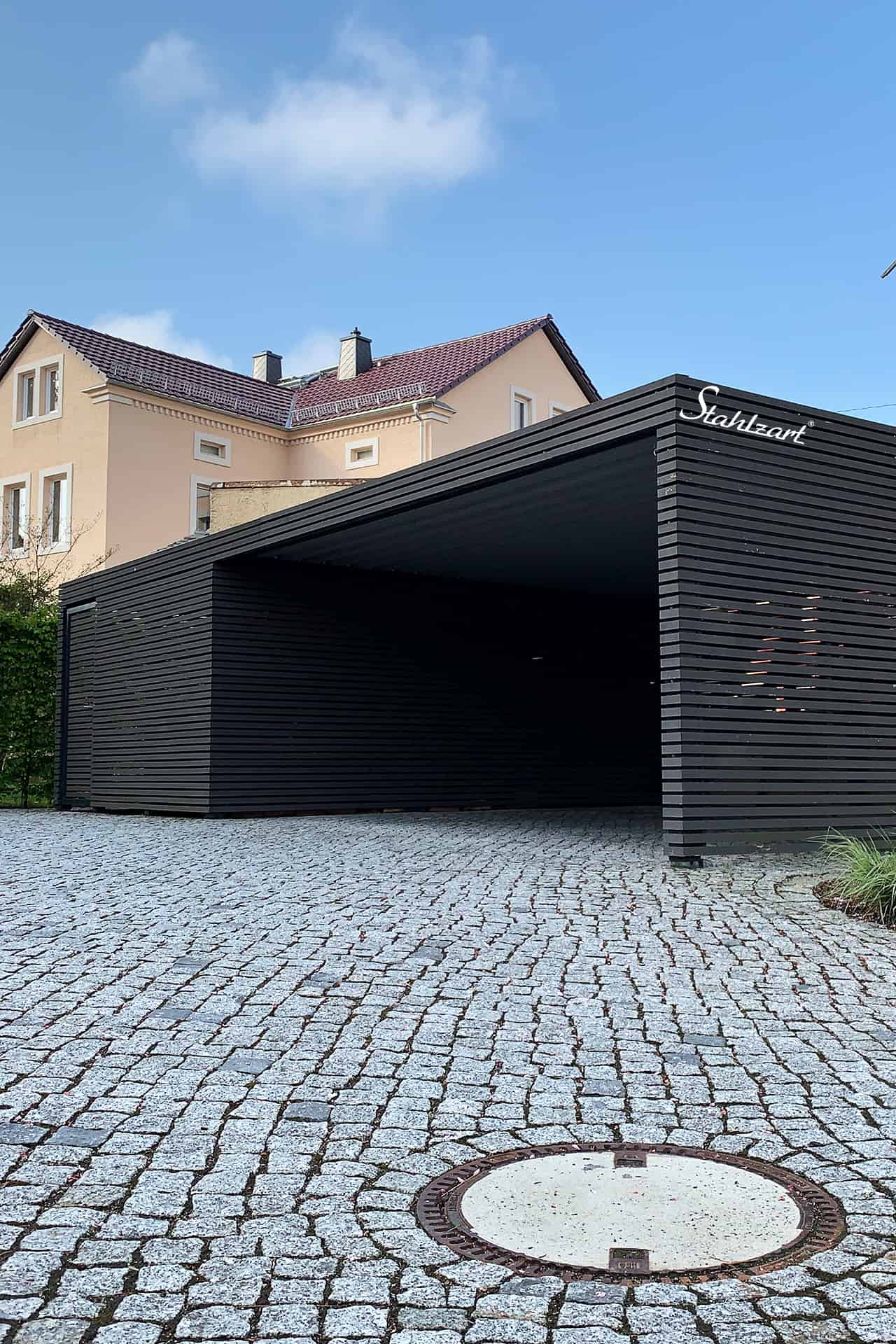 carport-doppelcarport-holz-metall-mit-schuppen-carports-modern-design-anthrazit-holzcarport-metallcarport-stahlcarport-carports-abstellraum-geraeteraum-dach-stahlzart