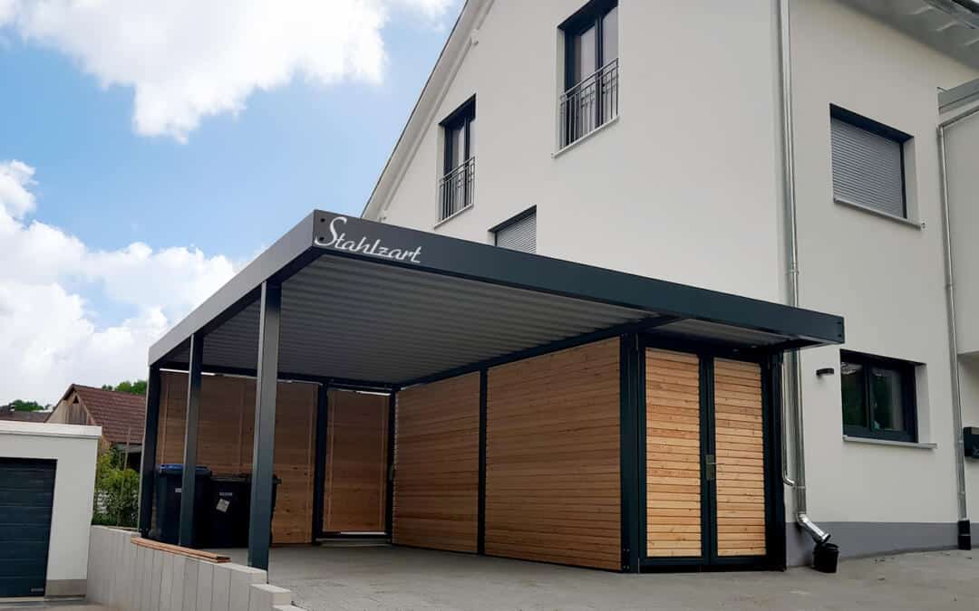 Einzelcarport mit Abstellraum an Hauswand – Pirna