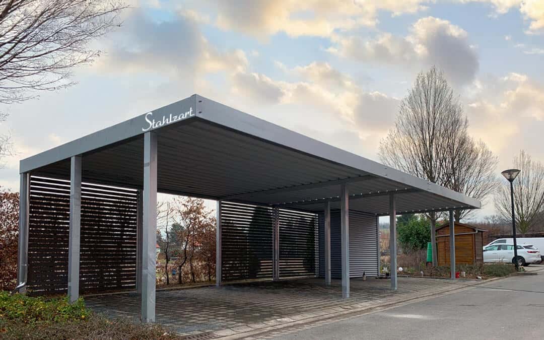 Reihencarport aus feuerverzinktem Stahl – Treptow-Köpenick