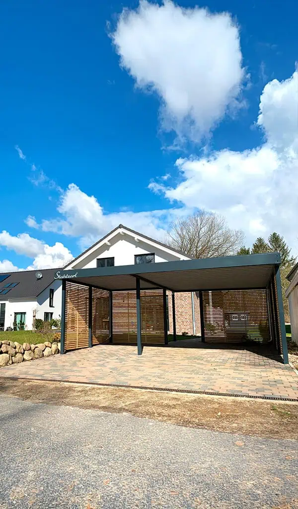 Doppelcarport aus Stahl in Hannover mit Flachdach