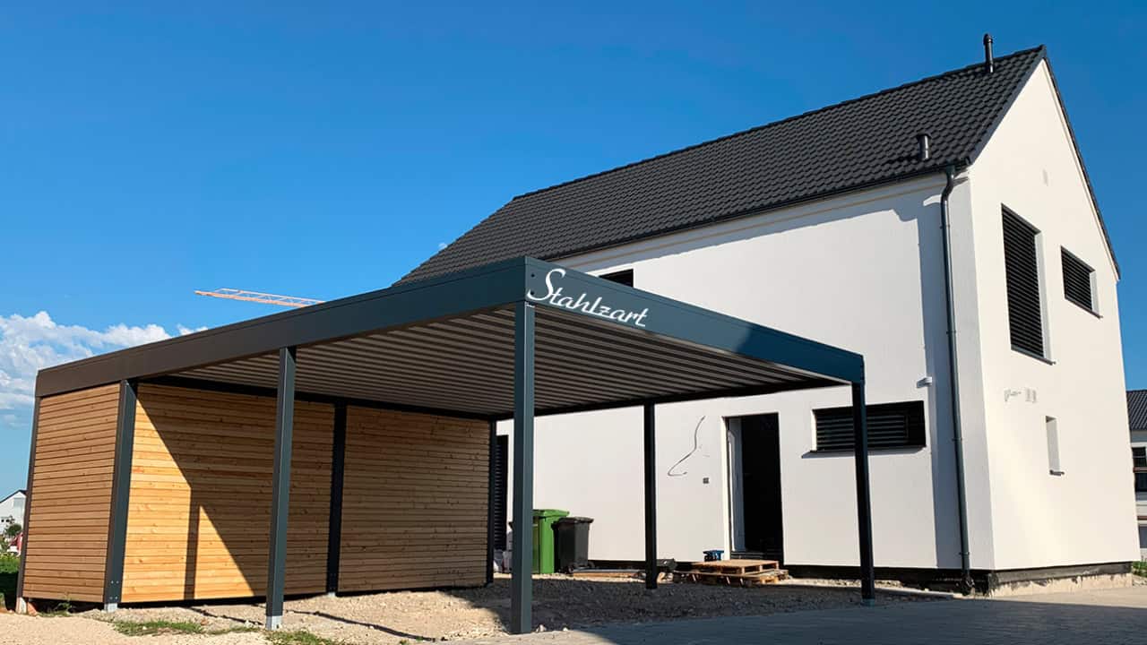 Nachhaltiger Doppelcarport aus Stahl mit Stauraum, Gründach und modernem Design in Eberswalde